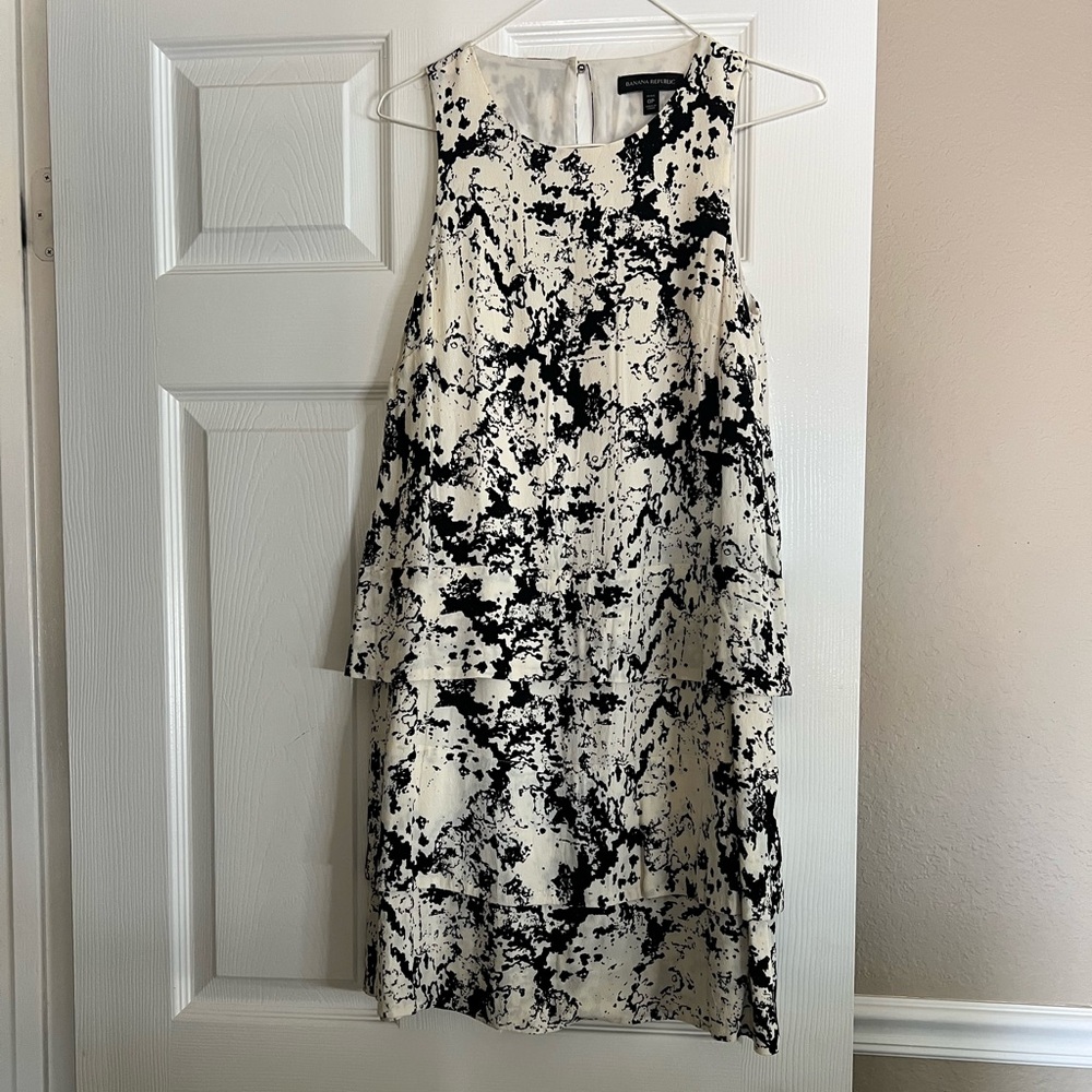 Banana Republic Black and White Tiered Elegant Dress